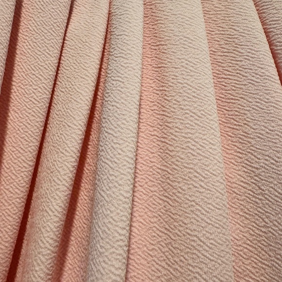 GIRLS size 8 pink skirt - Picture 3 of 4